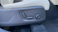 Volvo Xc40 1.5 T3 [163] Inscription 5dr Petrol Estate